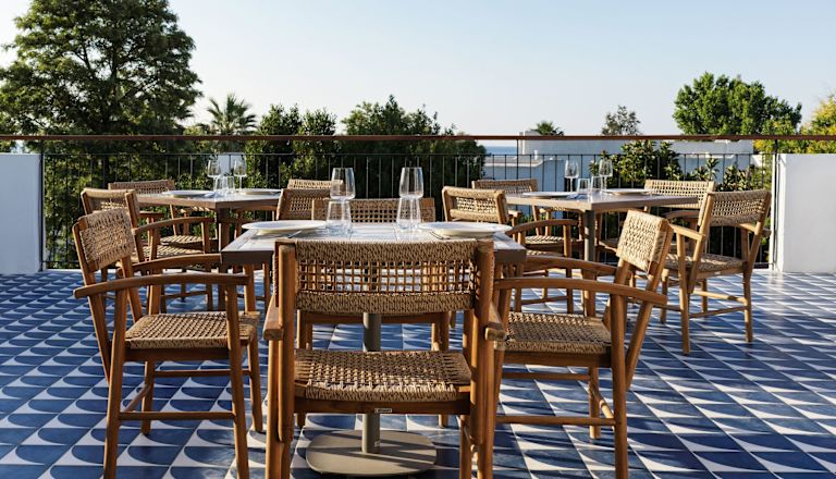 Alas Ouzeri Restaurant