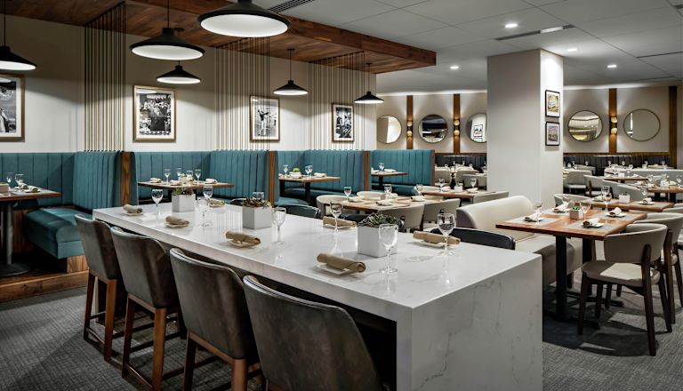 Restaurante Four Oaks