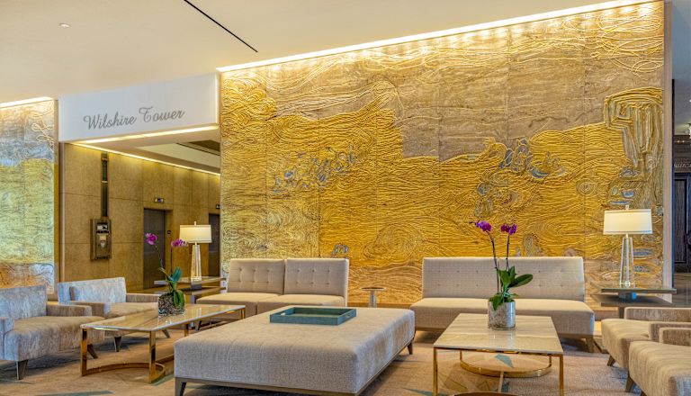 Lobby della Wilshire Tower - Salottino