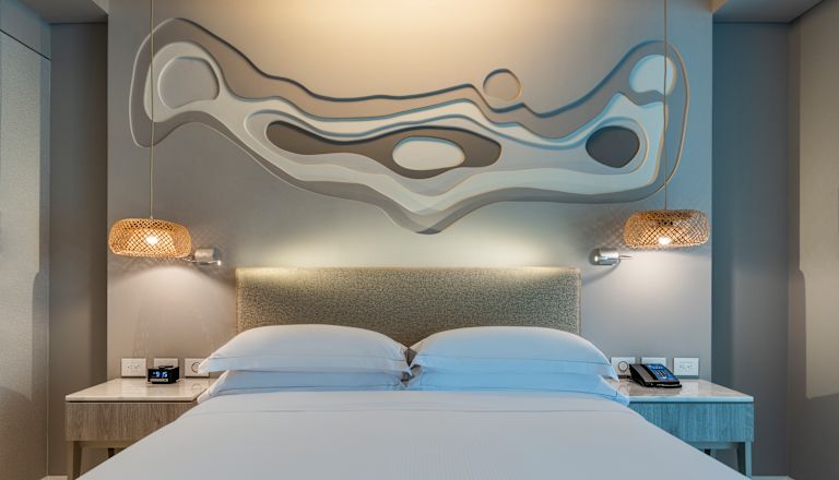 Dormitorio con cama King