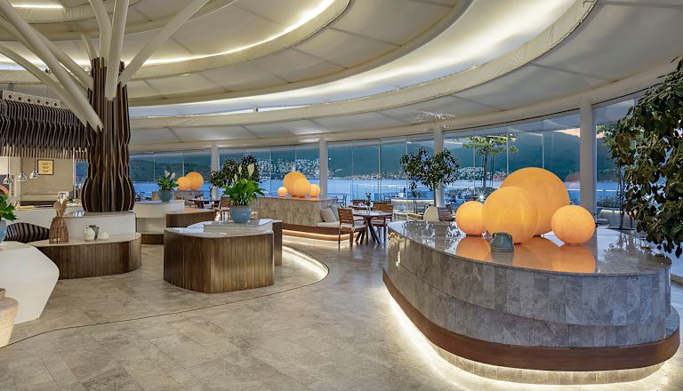 Restaurant bij schemering