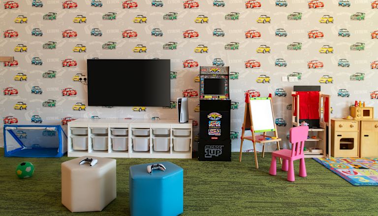 Kids club con area attività
