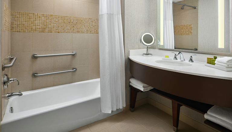 Bañera accesible para personas con discapacidades