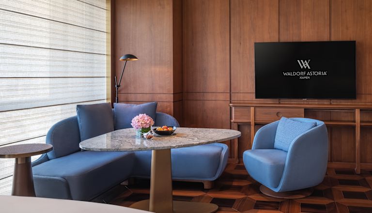 Double Queen Deluxe Room
