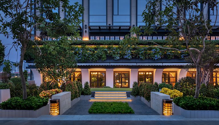 outdoor courtyard