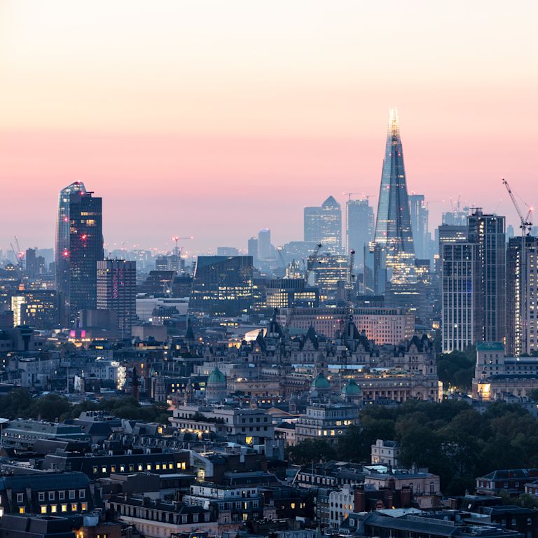 Khung cảnh London Skyline tại Sunset