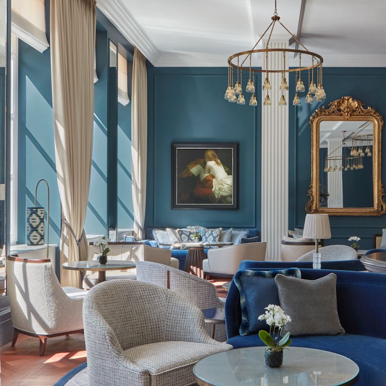 Pavone lounge