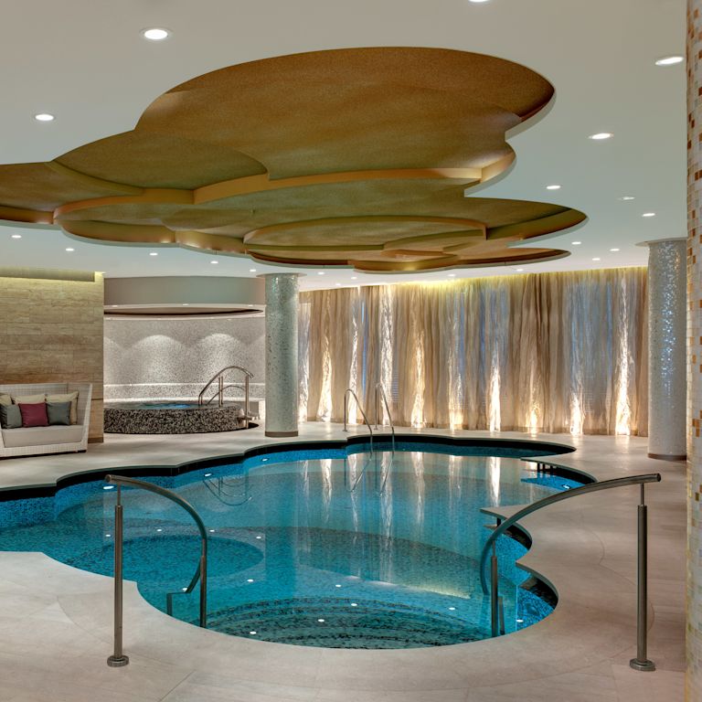 - Pool
