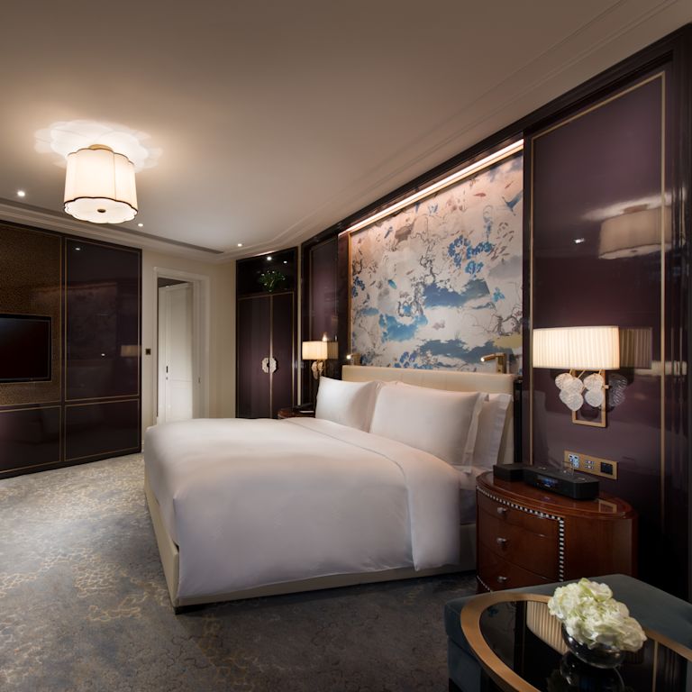 One King Bed Guest Bedroom with Work Desk