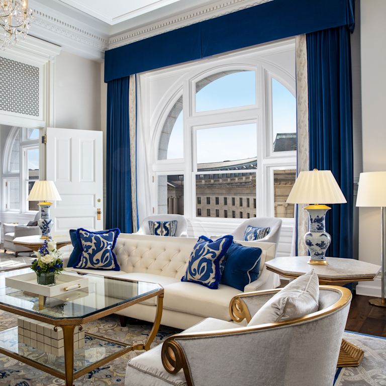 Franklin suite living room with sofa and chairs