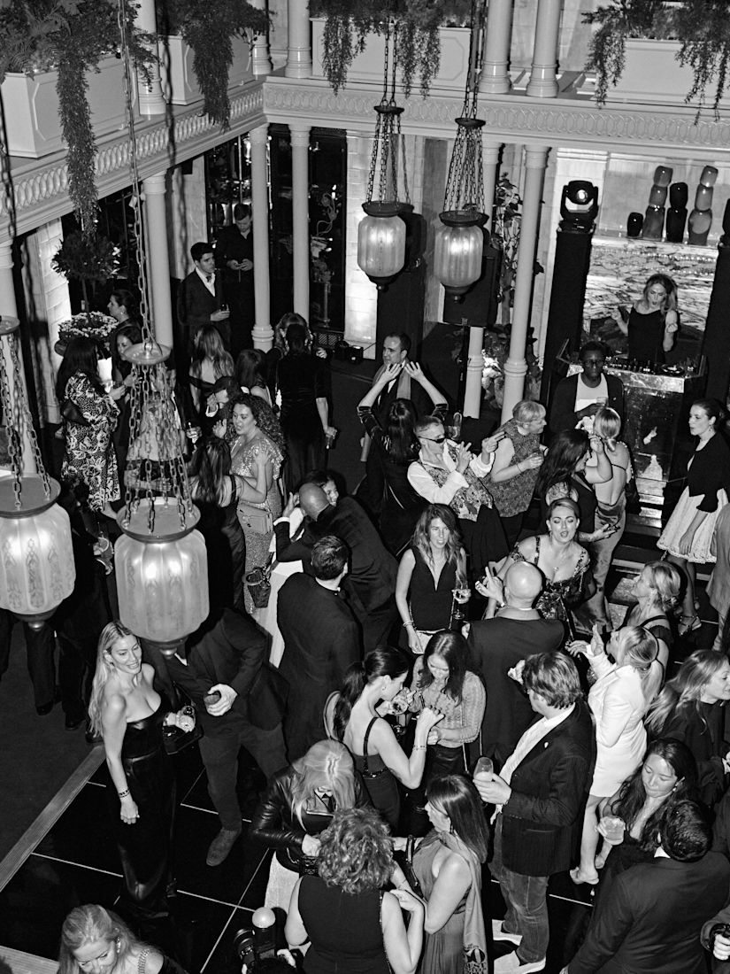 Guests at NoMad-previous-transition