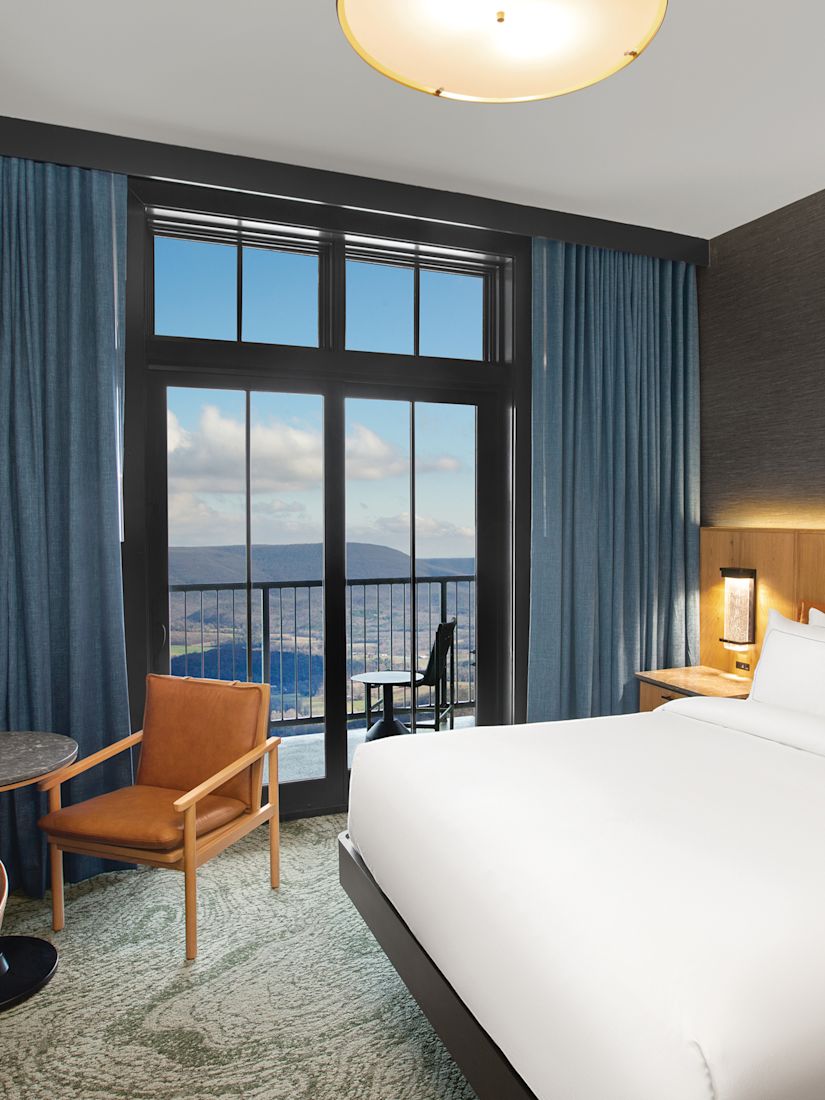 Superior King Room-transition