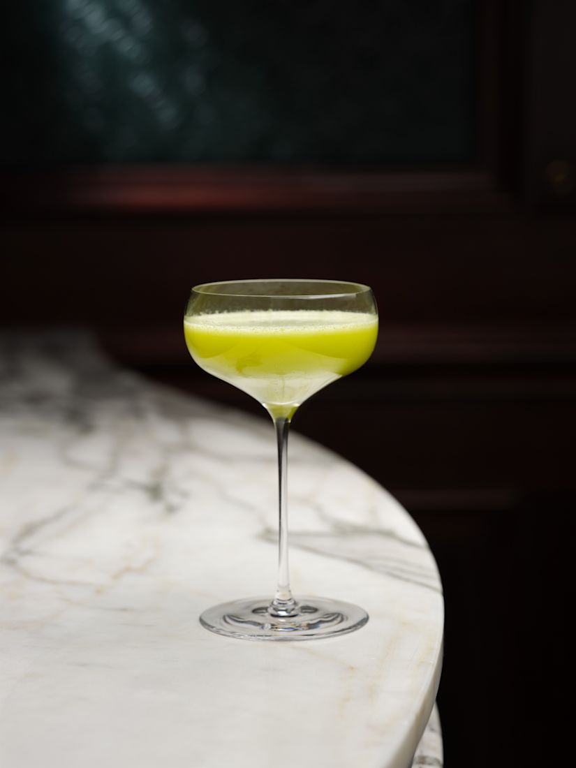 Cocktail on a table-previous-transition