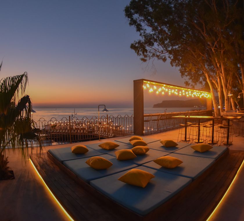 Evening Beach Dining
