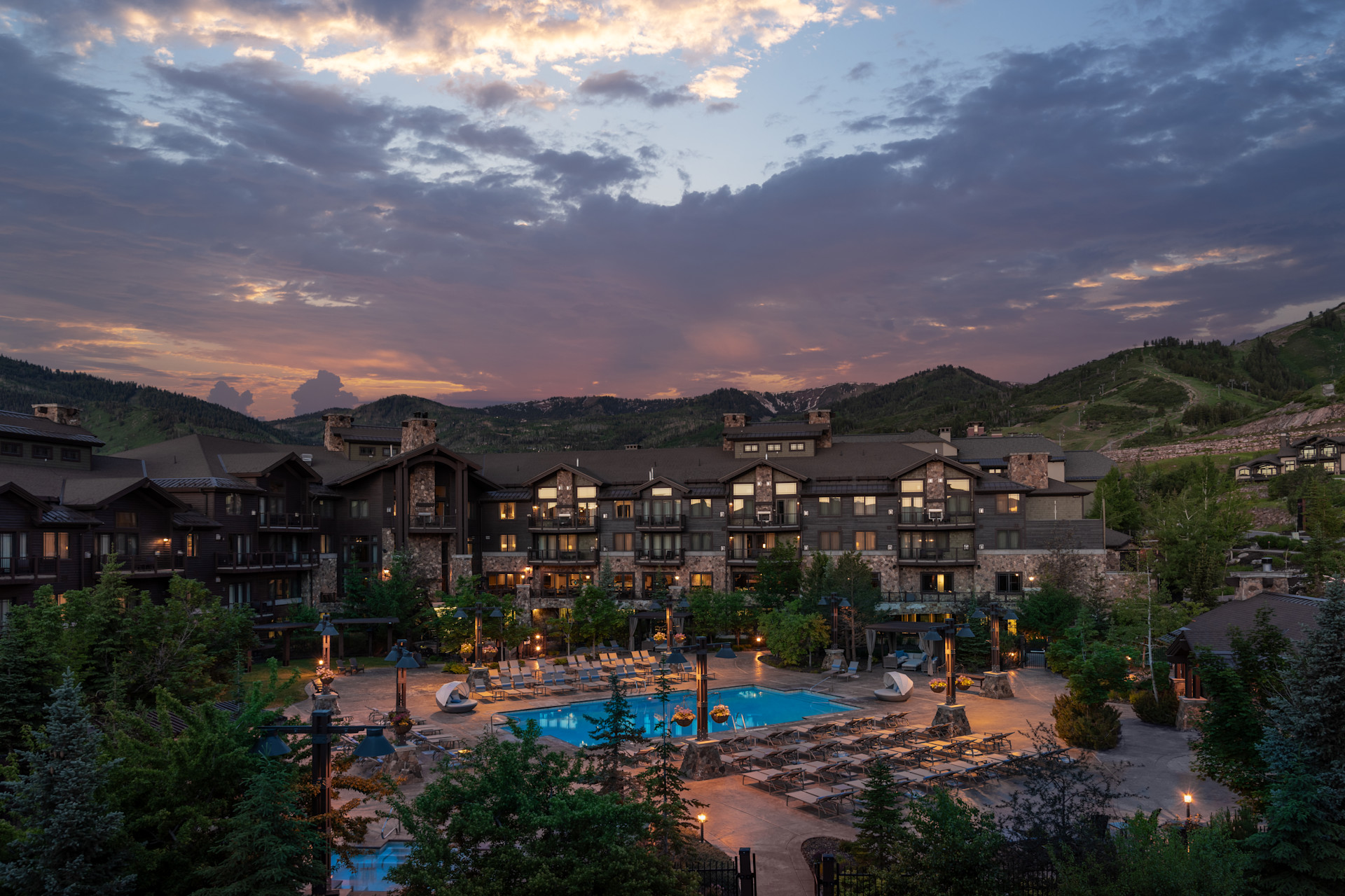 Park City Luxury Hotel - Waldorf Astoria