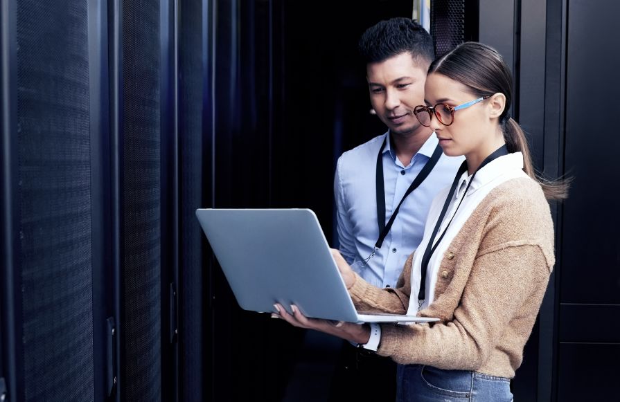 Event Planner Supporting Client-transition