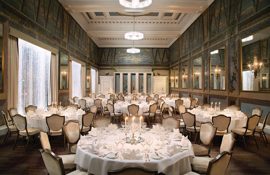 Round Banquet Tables in Castle Suite Ballroom-transition