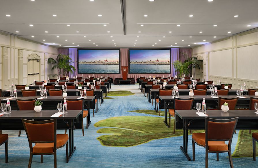 Cabana Ballroom with classroom setup-transition