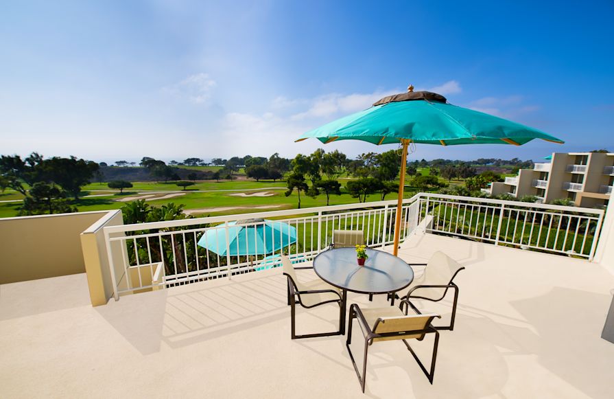 taras na polu golfowym – widok na przesiadkę