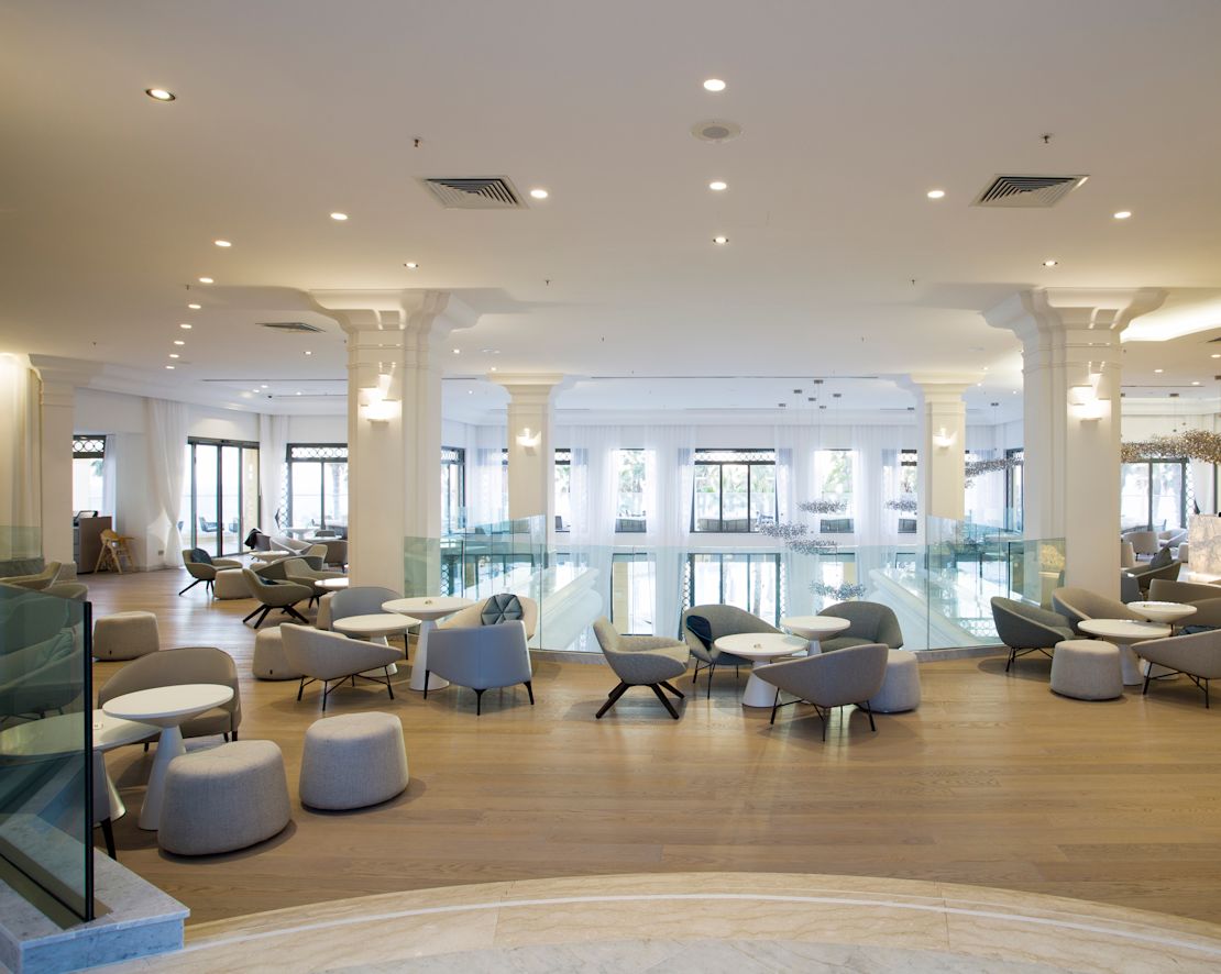 Lobby Lounge Vista – přechod