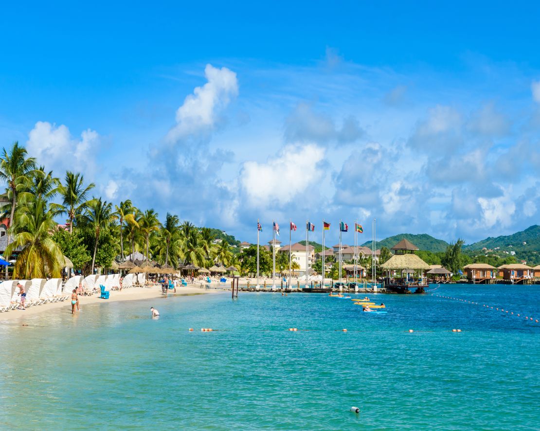 Rodney Bay Marina-transition