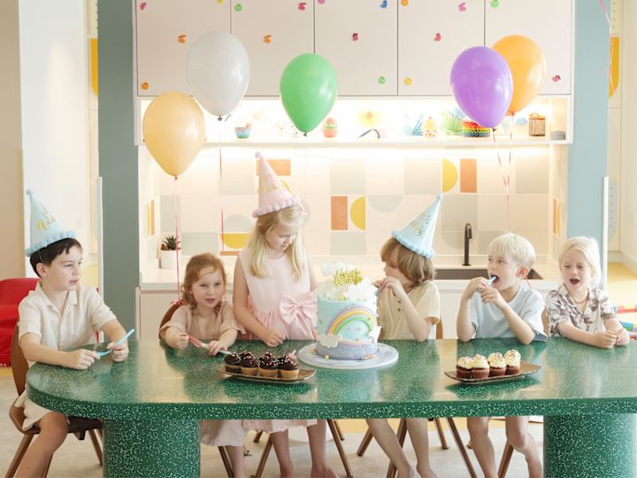 Copii care au o petrecere