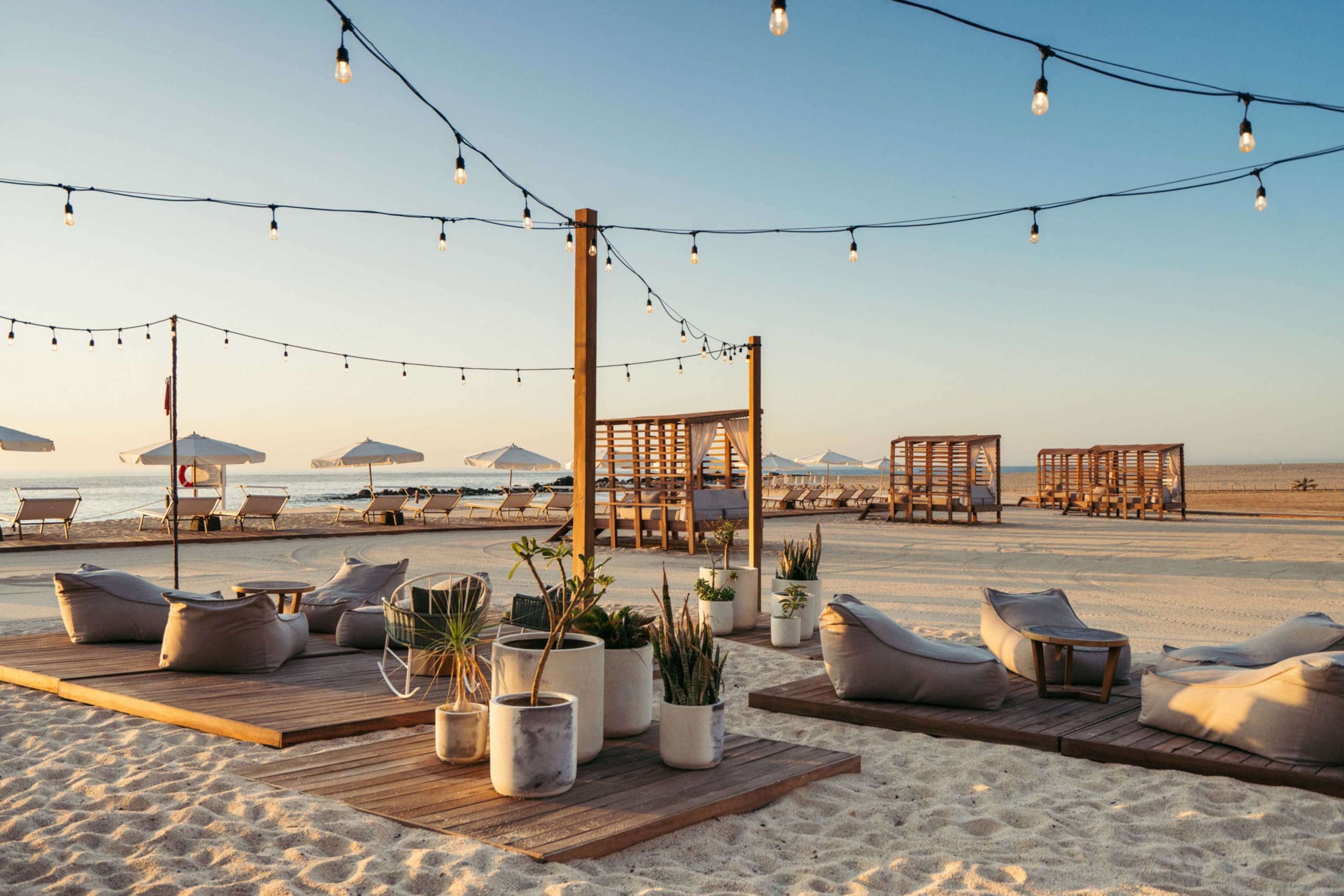 Enclave Beach Club | Hilton Los Cabos